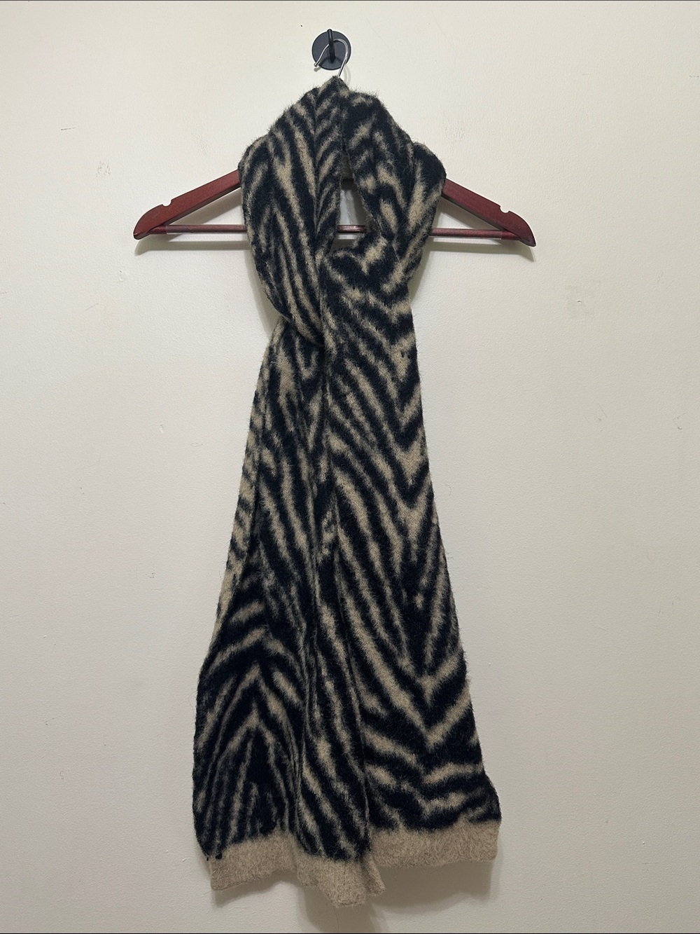 American Eagle Outfitters Black and Cream Zebra Print Scarf